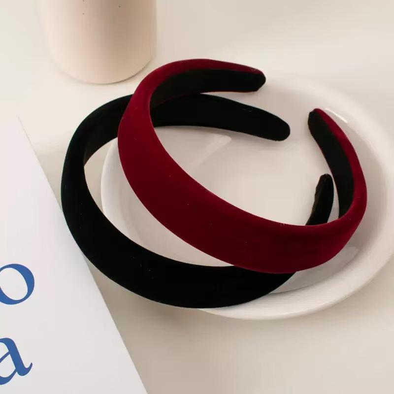 Korean Retro Wine Red Flocking Sponge Headband for Women – Elegant Black Hair Accessory for Face Washing and Styling.