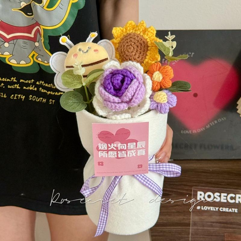 Creative Handmade Diy Crochet Flower Valentine'S Day Bouquet Birthday Graduation Gifts Bouquet For Girl New Year Party Gift