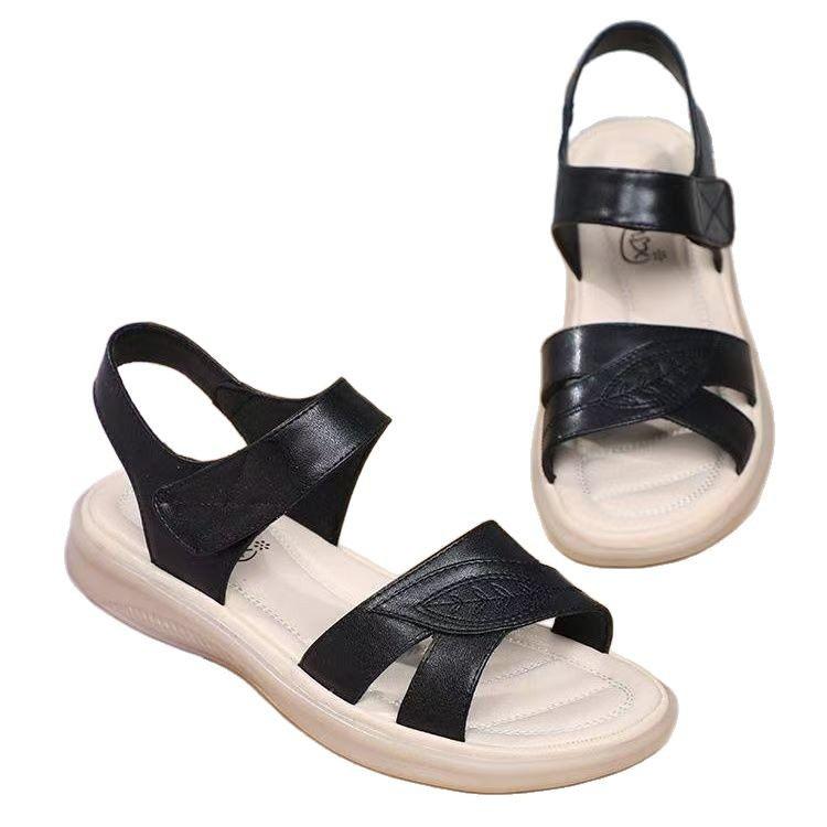 Chaussures de maman été nouvelles sandales chaussures pour femmes à semelle souple confortables chaussures pour femmes d'âge moyen mode décontractée sandales Velcro pour femmes d'âge moyen et âgées