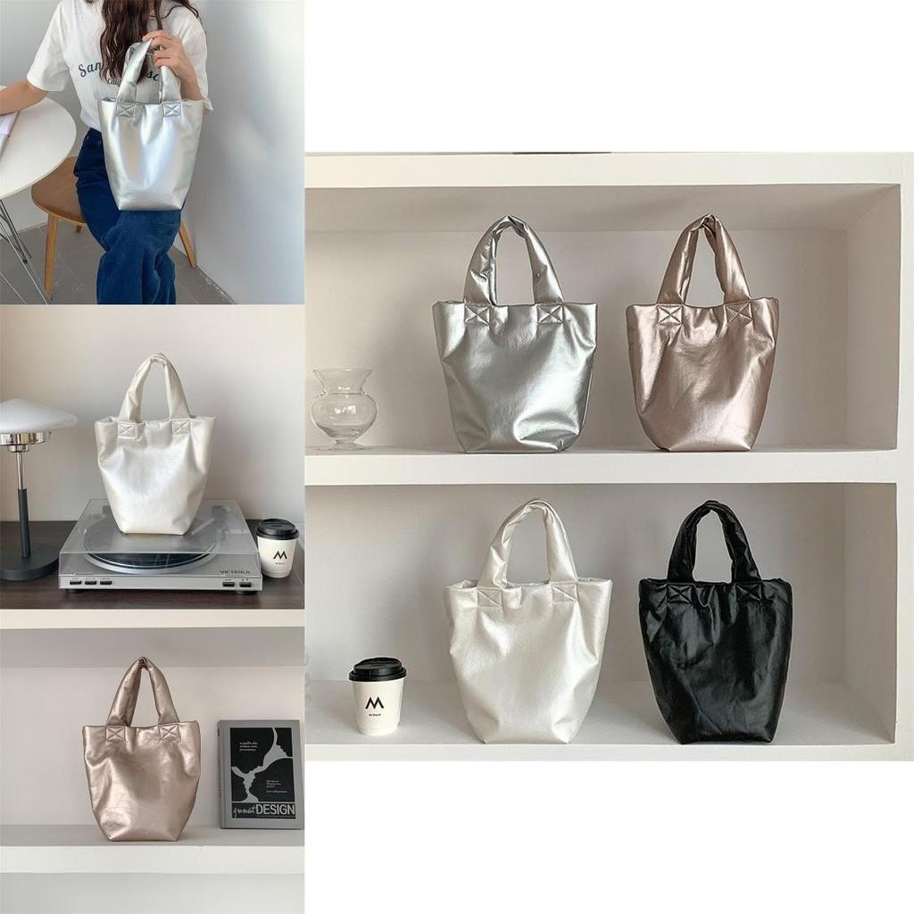 Modern Soft Water Bucket Bag Elegant Minimalist Design Perfect For Everyday Use