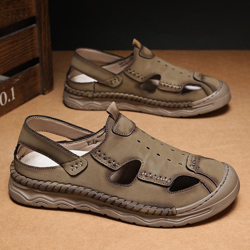 

Мода 2025 Новые летние нескользящие повседневные кожаные сандалии для мужчин Модные легкие дышащие пляжные классические универсальные сандалии для ходьбы кроссовки 48