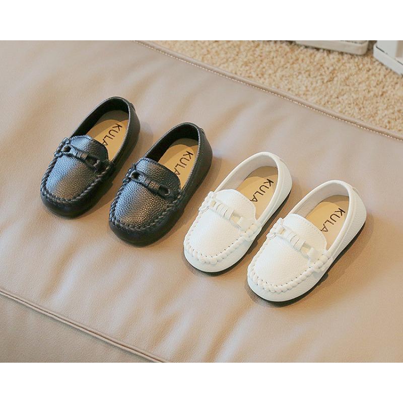 Korean Version of Casual Children's Bean Shoes Soft Soles Set Foot Baby Shoes Autumn New Boy Leather Shoes A Slip-on