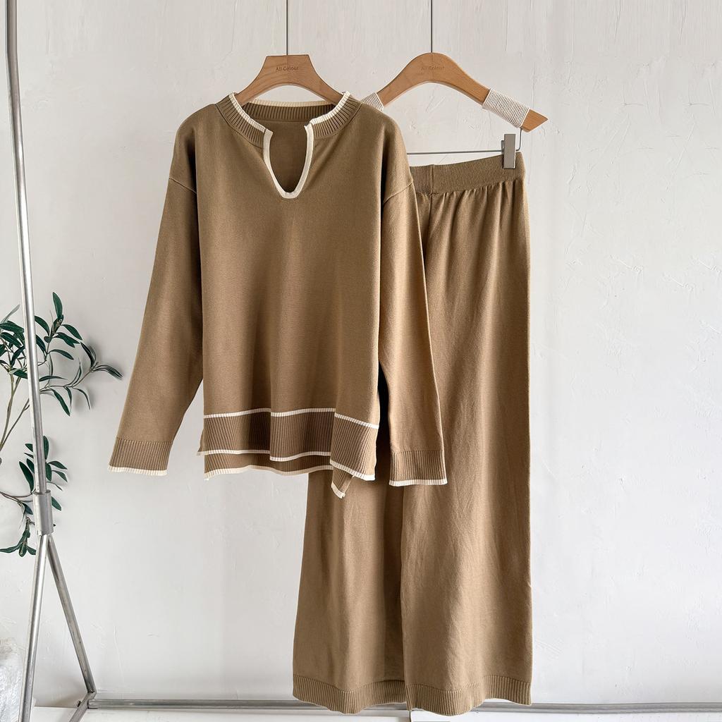 Autumn and Winter Women's Clothing U-neck Long-sleeved Knitted Sweater Set Split-ended Wide-leg Pants Knitted Two-piece Set for Women
