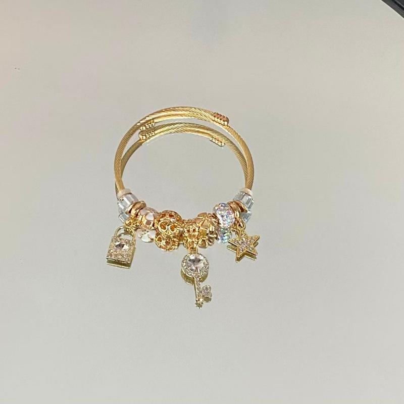 Vintage Diamond-Studded Luxury Bracelet: Versatile Design for Couples & Best Friends