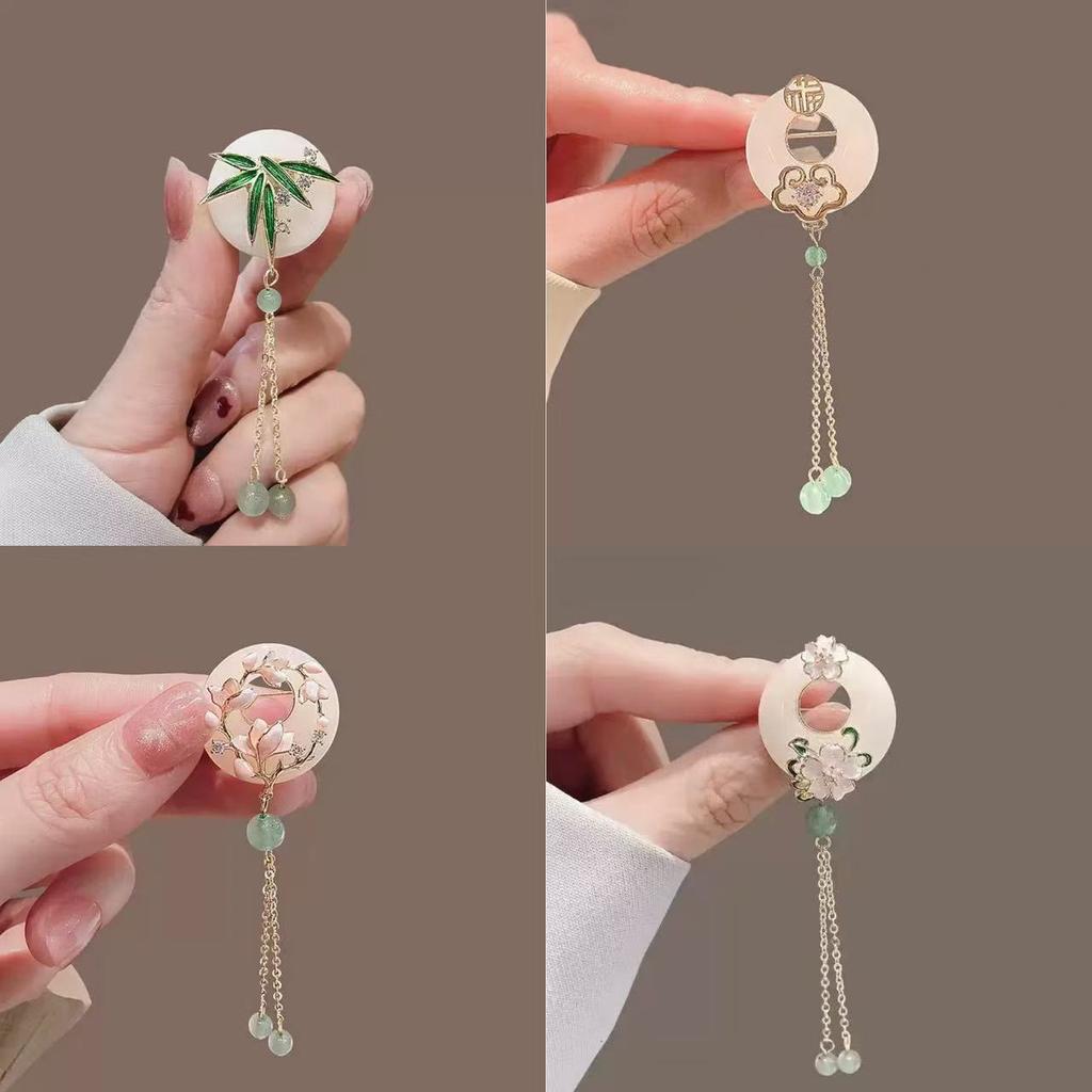 New Style Ancient Style Cheongsam Brooch Break Pressure Temperament Safe Buckle Pin Hanfu Bamboo Tassel Accessories