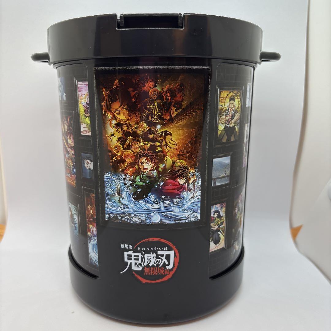 

[USED] Demon Slayer popcorn bucket with admission bonus