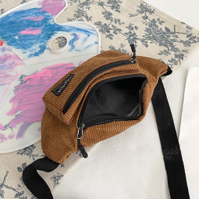 Womens Canvas Crossbody Bag With Internal Phone Pocket And Soft Structure For Casual Wear