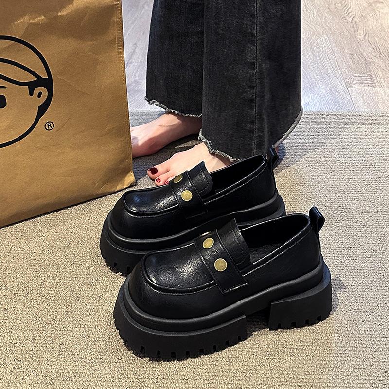 

Женские туфли на толстом каблуке с одним ремешком, из маленькой кожи, весенне-осенние новые туфли на толстой подошве, увеличивающие рост, британские лоферы-маффины, одинарные туфли 40 чёрный