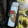 1PC Flower Sloth Hanging Branch 750ml Color Plastic Sports Water Bottle Leakproof Flip Straw Lid Suitable for Sports Office Home Use