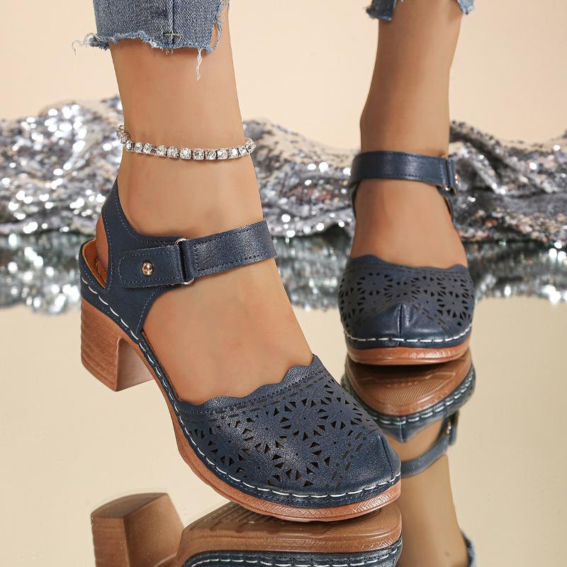 Women’s Closed-Toe Roman Mid Heel Hollow Slide Sandals