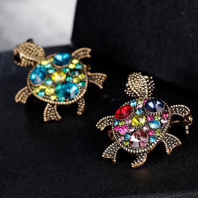 Mehrfarbige Strass-Schildkröten-Strauß Party-Brosche Anstecknadel Kleid Schal Accessoire ARI