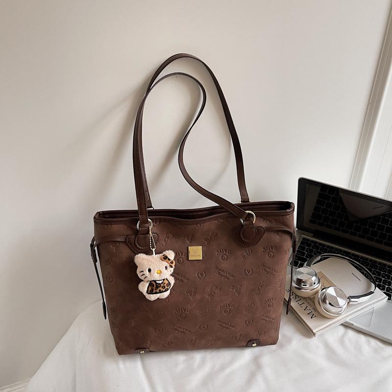 

Korean version trendy fashion simple portable tote bag women s 2025 autumn new large-capacity commuter shoulder bag women s bag темно-коричневого кольору