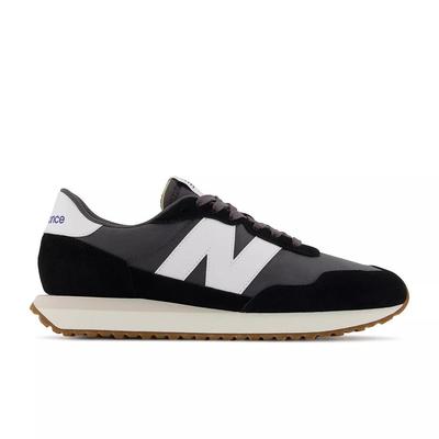 Sneakers New Balance schwarz / magnet Version 237