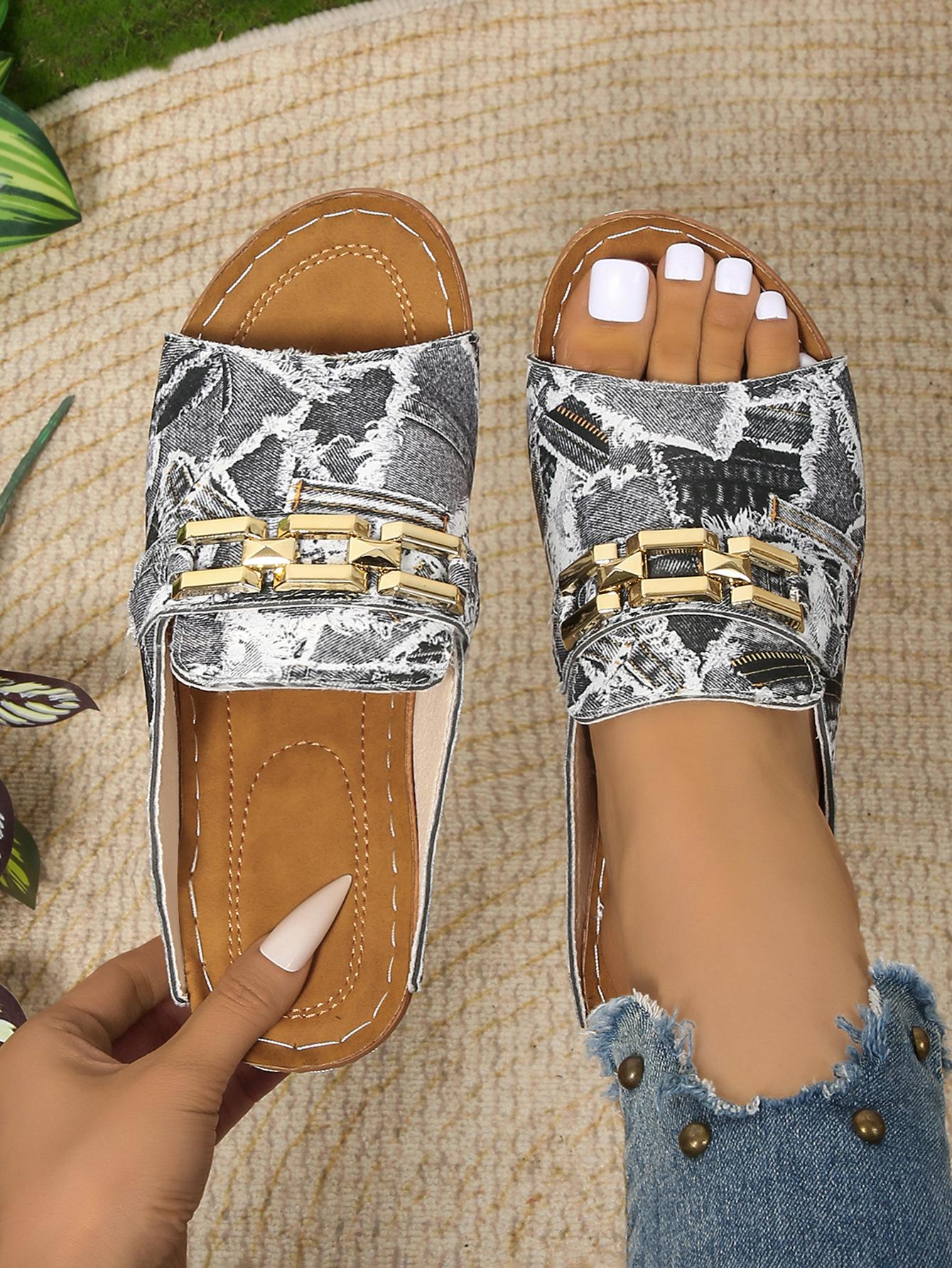 

Wish independent station 20252025 spring and summer foreign trade new large size cool slippers women s light wedge slippers 43