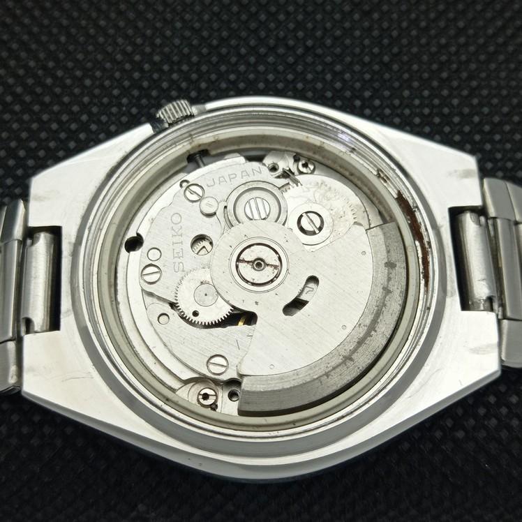 MONTRE VINTAGE SEIKO 5 AUTOMATIQUE 7009A JAPON POUR HOMMES CADRAN ORIGINAL a415772-2 SKU621d-a415772