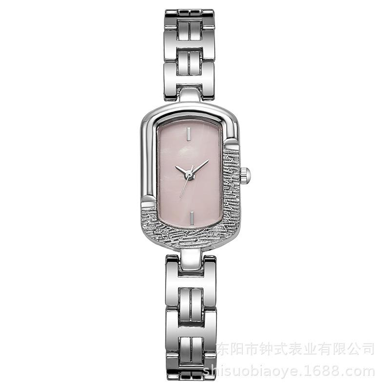 

Elegant Ladies Rectangular Vintage Bracelet Watch With Imitation Shell Dial Fashion Women s Quartz Wristwatches срібні рожевого кольору