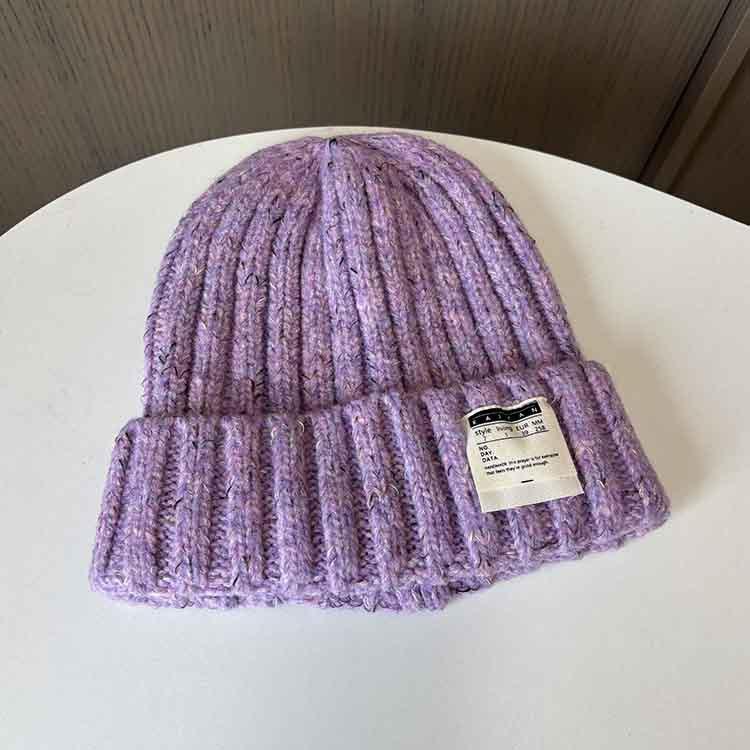 Women's autumn and winter wool jacquard letter labeling wool hat casual thermal bald hat women's loose knitted stacking hat