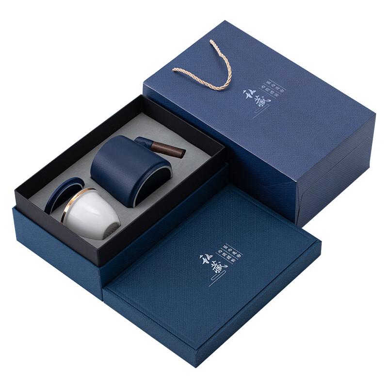 Chinese Ceramic Tea Cup with Wooden Handle Gift Set