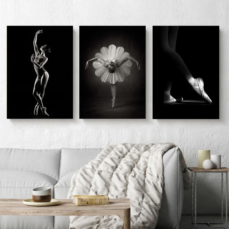 Zwart-Wit Balletdanser Canvas Schilderij Elegante Ballerina Houding Poster Print Wandkunst Afbeelding voor Woonkamer Huisdecoratie
