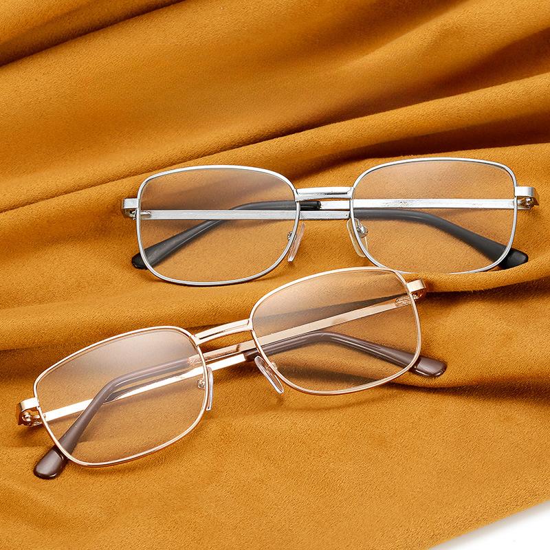 Metal Frame Reading Glasses Men Women Square Full Frame Magnifying High Definition Presbyopic Eyeglasses