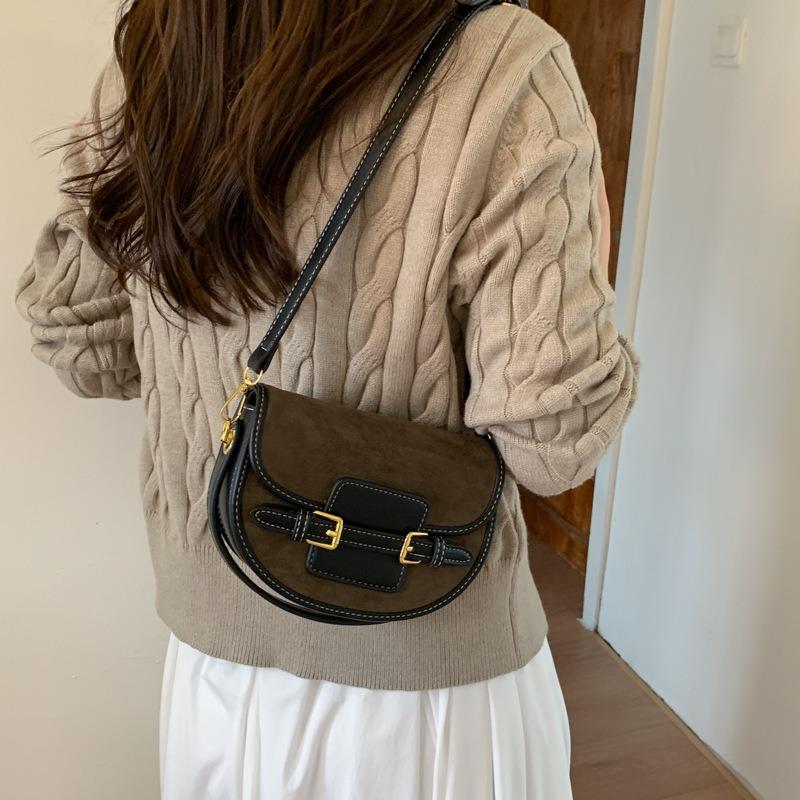 Niche Texture Handbag Bag Women's New Autumn and Winter Shoulder Messenger Bag High-end Retro Saddle Bag