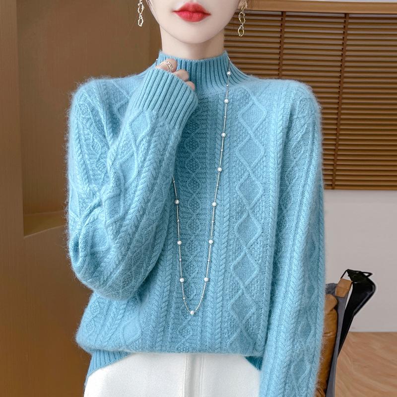 Women's Fashion Pure Wool Cable Knit Turtleneck Sweater for Fall/Winter