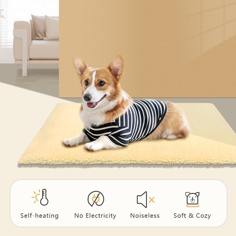 Self-Heating Pet Pad: Removable, Washable Winter Insulation for Dogs & Cats