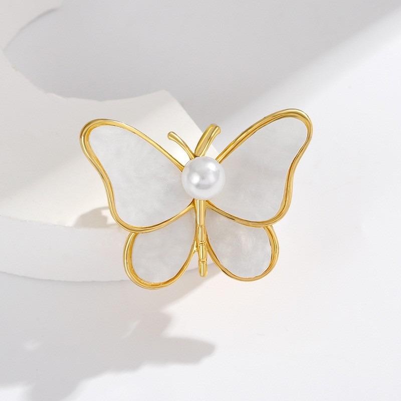 Butterfly brooch, vintage, versatile color, temperament, women s accessory, brooch
