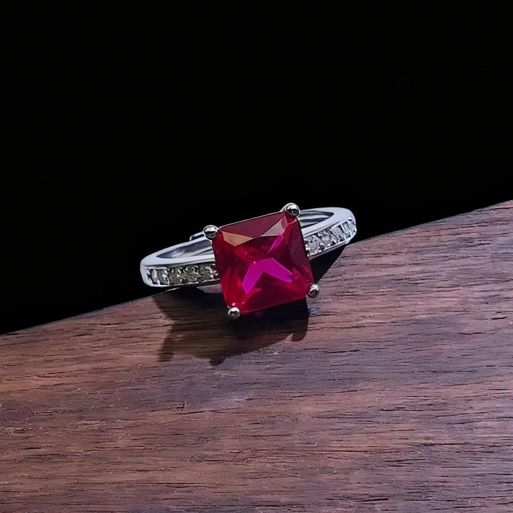 Jewelry Cultivated Sapphire Square Ring Square Four-Claw High Carbon Diamond Emerald Ring