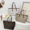 Borsa a tracolla classica vintage con stampa di lettere, grande capacità, da pendolare, da donna, in pelle PU, da ascella, a tracolla