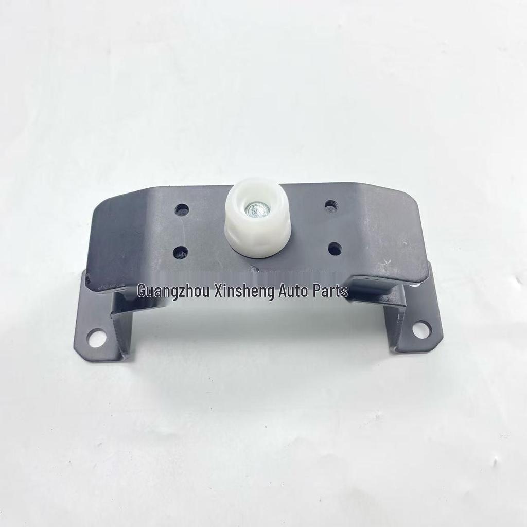 12371-0L210 Compatible with Hilux REVO 1GD/2GD Gearbox Rubber Pad
