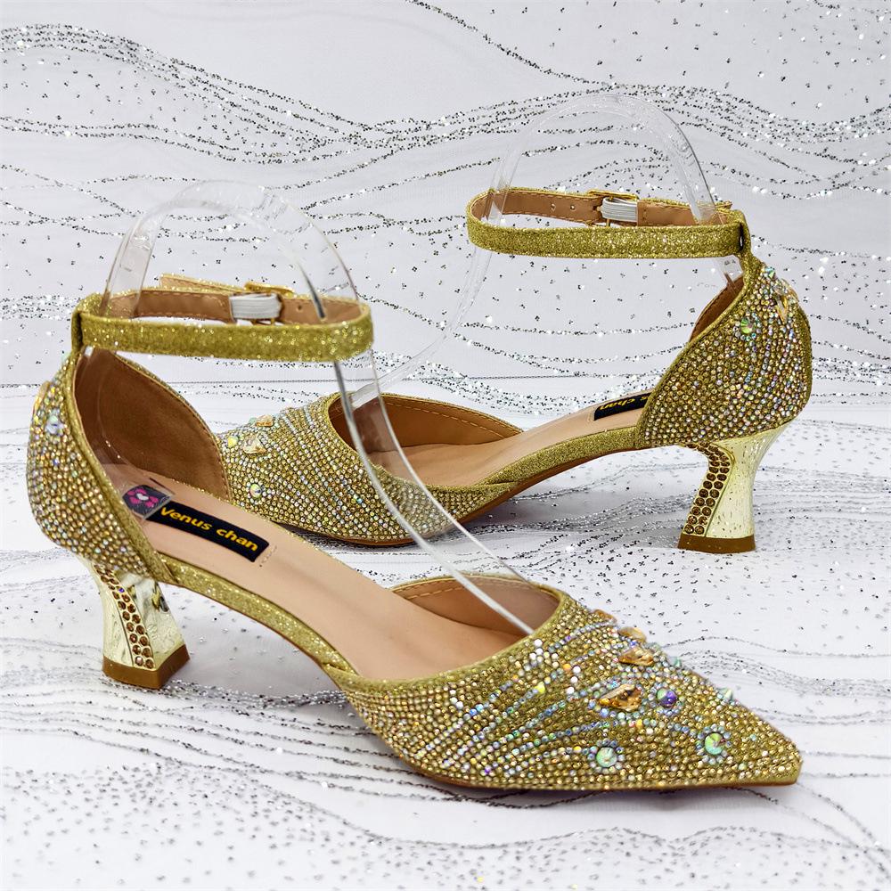 European & American Women's Pointed-Toe High Heels and 3D Abstract Pattern Handbag Set
