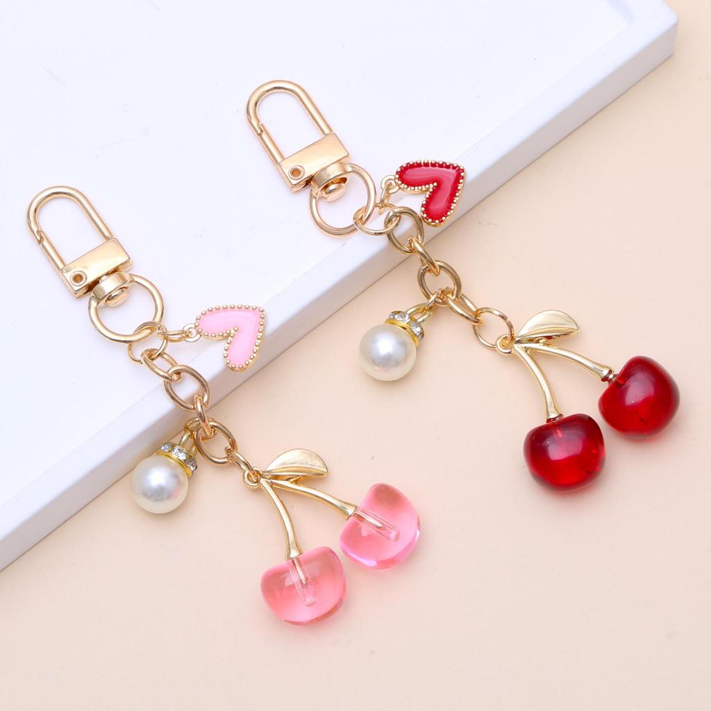 Cherry Heart Keychain with Faux Pearls – European & American Style, Light Luxury Sweet Bag Pendant