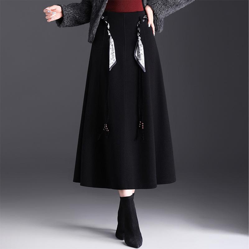 Winter 2025 High-Waisted A-Line Wool Skirt with Thick Hem - Mid-Length Slimming Casual Design