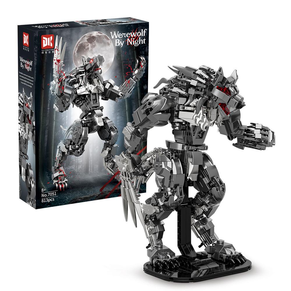 

813PCS Creative Werewolf By Night Building Blocks Wolfman MOC Construction Bricks Toys Desk Figures Gift For Children Kids Gifts
