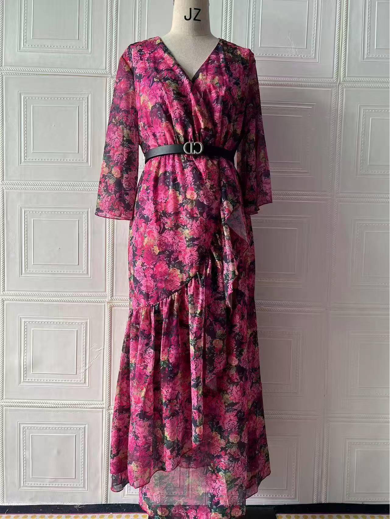 

Платье с V-образным вырезом и короткими рукавами с праздничным принтом, европейский и американский стиль, 2025 год Extra Large красный