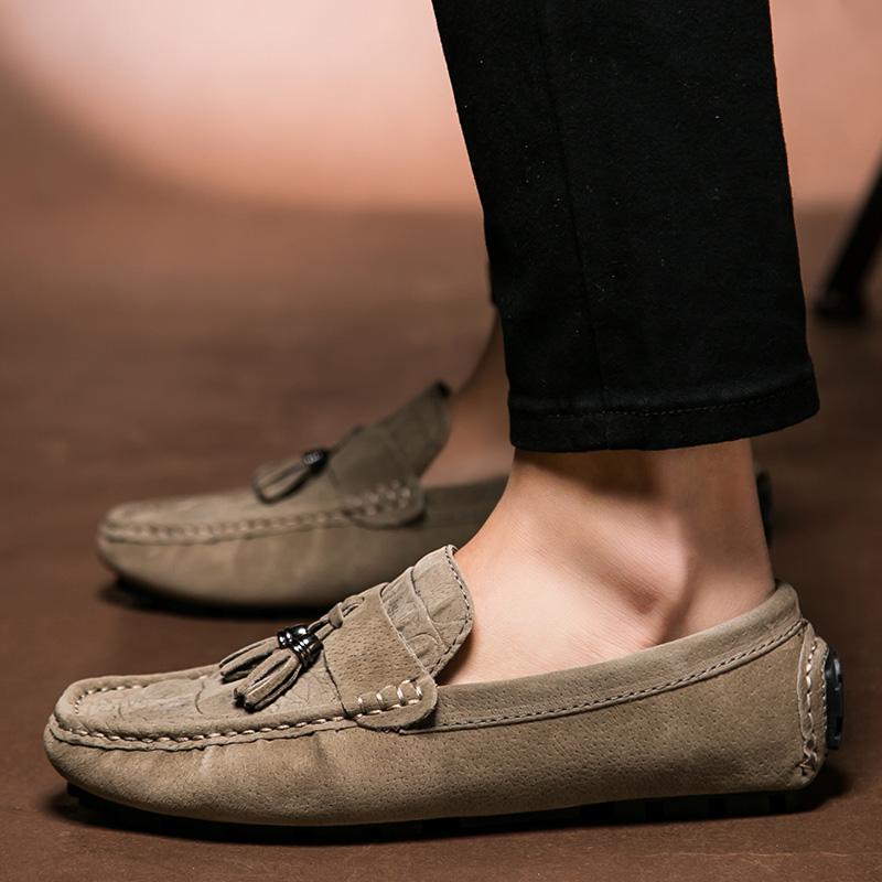 Luxury Designer 2026 New Tassel Loafers Men Casual Shoes Suede Leather Men's Flats Slip On Mens Driving Shoes Moccasins For Man