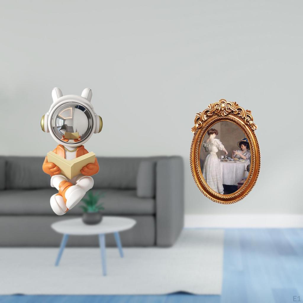 Astronaut Sculpture Cake Topper Figurine Decorative Statue Centerpiece Resin Tabletop Ornament Photo