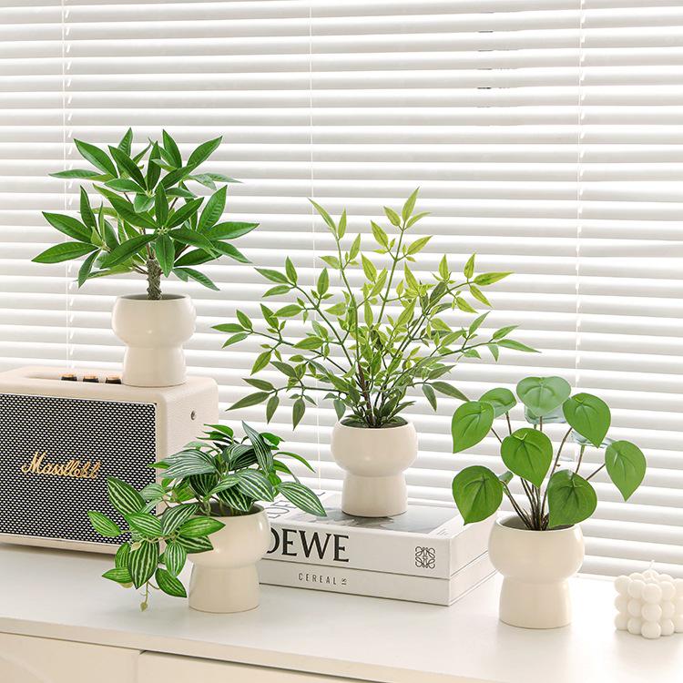 Artificial Bionic Potted Plant for Living Room Table or TV Cabinet