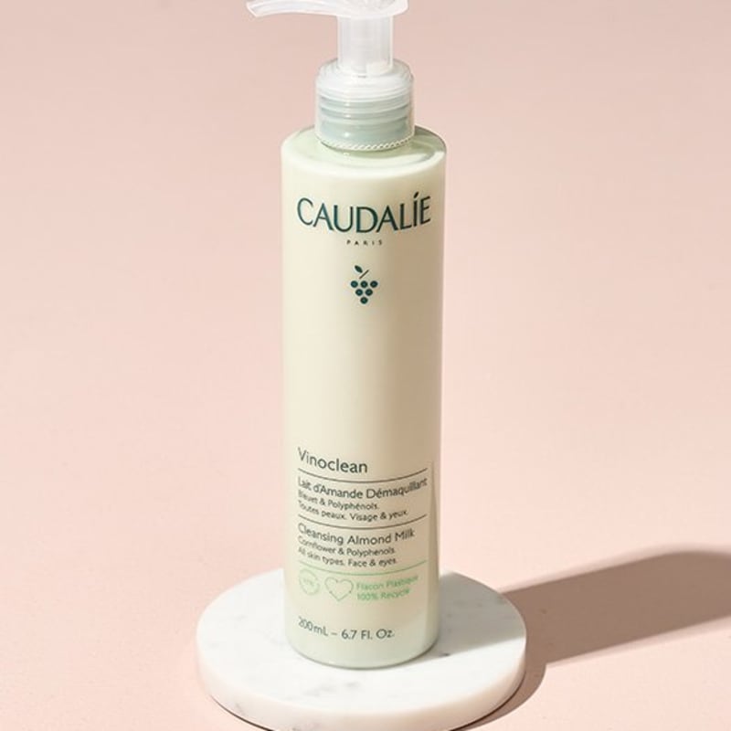 

[Kodaly] Vinoklin Cleansing Almond Milk 200ml