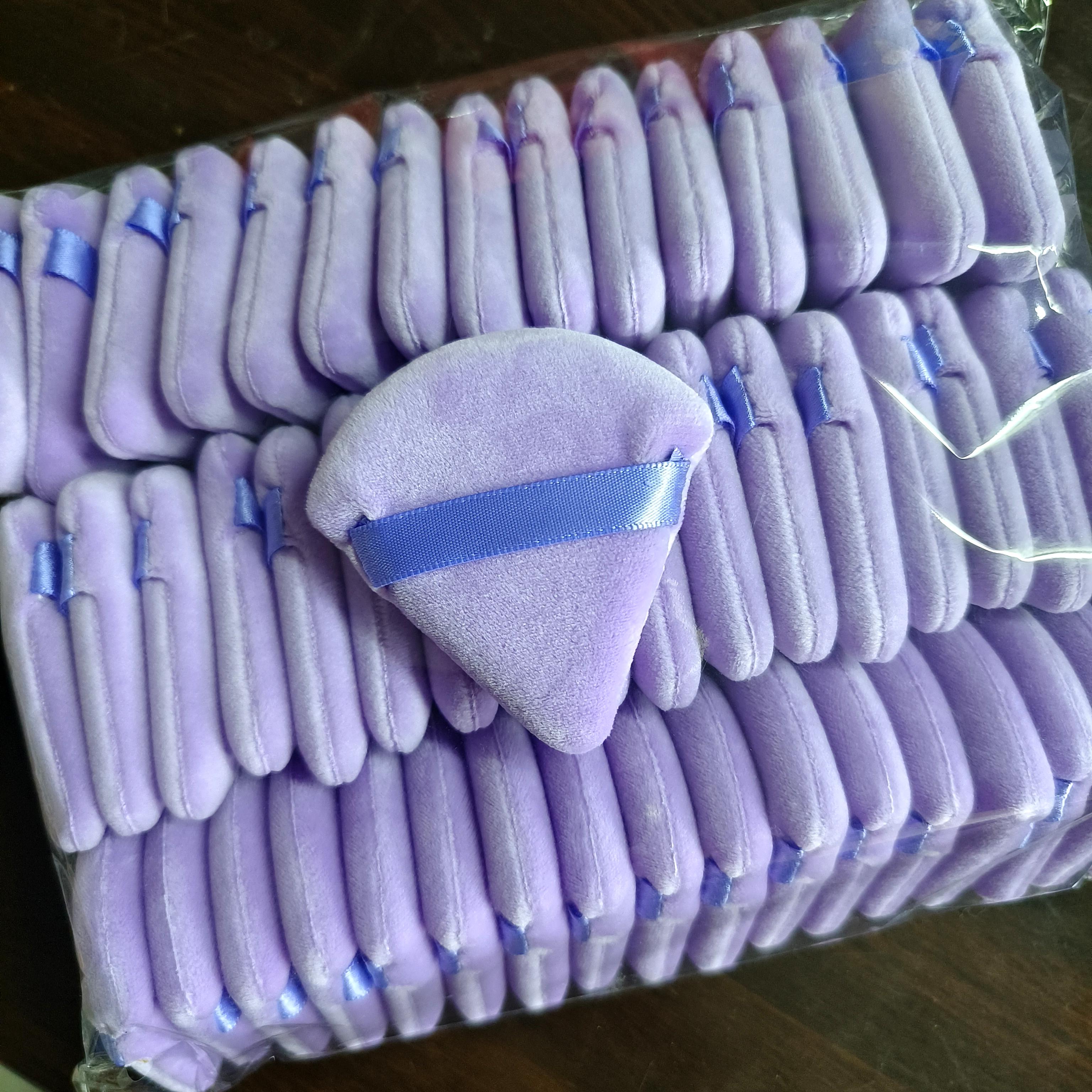 

Оптовая продажа 50 шт. Треугольная пуховка для пудры Мини-губка для макияжа лица Косметика Мягкая хлопковая пуховка для пудры Моющаяся бархатная пуховка для макияжа