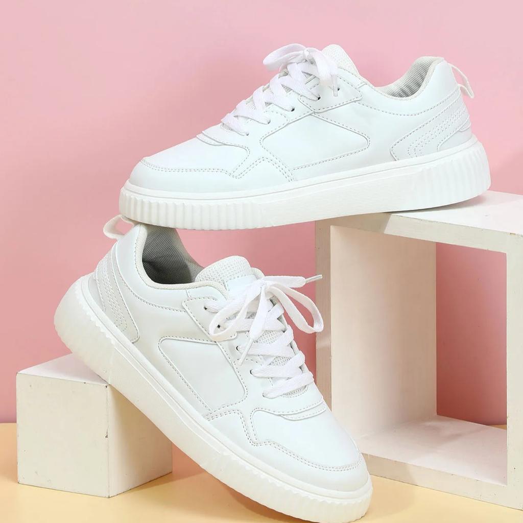 Classic Board Shoes Women Fashion PU Leather Sneakers Men Trendy Flats Casual Versatile Platform Shoes Lace-up Casual Trainers