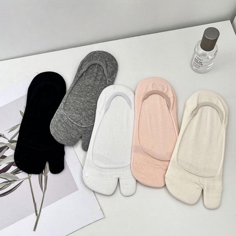1 Pair Short Split Toe Tabi Socks Summer Thin Cotton Two Toe Socks Women Non-Slip Boat Socks Soft Breathable Invisible Hosiery