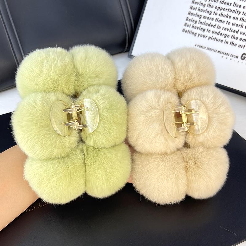Rex Rabbit Fur Ball Large Hairpin Head Online Celebrity Cute Plush Catch Clip Hair Accessories Autumn and Winter Korean Hair Catch Headdress.