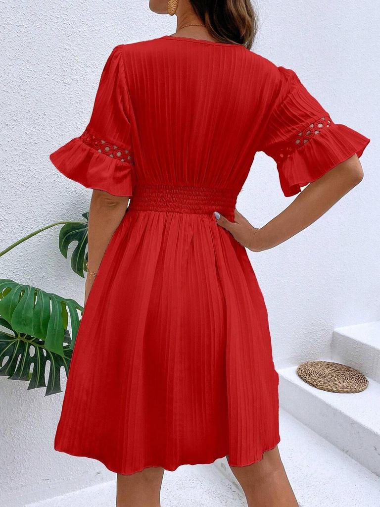 European & American Women's Summer V-neck Solid Color Dress with Patchwork Lace & Waist-cinching Design