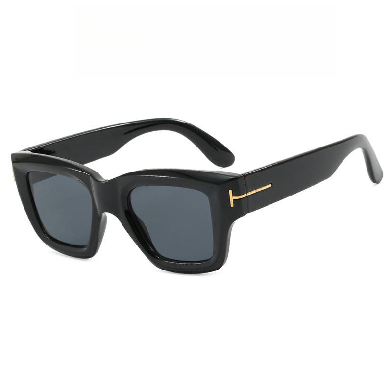 Square Small Frame Black Fashion Women's Sunglasses Retro Simple Suitable for Daily Commuting Shopping Po Accessories