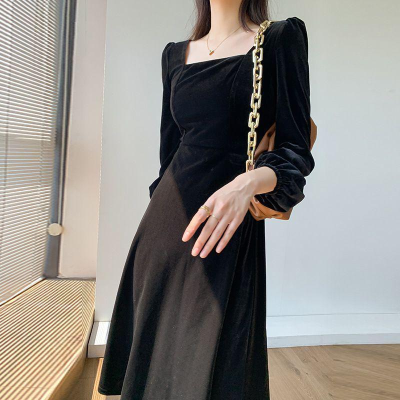 Women's Long Sleeve Velvet Dress: Autumn/Winter, French Retro A-line, Waist-Cinching, Square Neck, Hepburn Style Little Black Dress