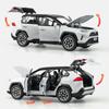 1/32 Toyota RAV4 SUV Legeringsskala Bilmodell Støpt Metall Miniatyr Leketøykjøretøy Lyd og Lys Samleobjekter Barnes leketøy Gaver