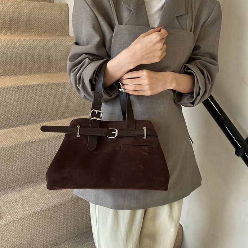 

2025 новая классическая ретро-сумка, универсальная сумка-тоут большой вместимости, простая замшевая ручная сумка-тоут Size [Base Length 42 Height 19]