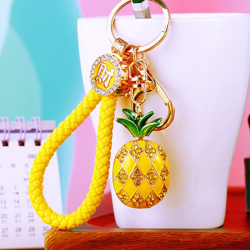 Pineapple Pendant Sparkling Rhinestones Inlaid Three-Dimensional Fruit Design Lightweight Car Bag Accessory Bag Charm
